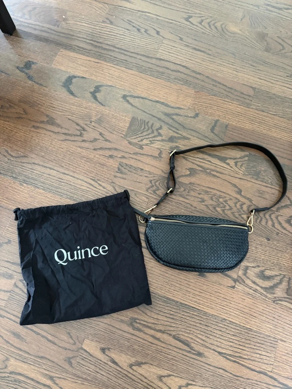 QUINCE Italian Leather Handwoven Bag in Black with Original Dustbag-Like New - Picture 3 of 5